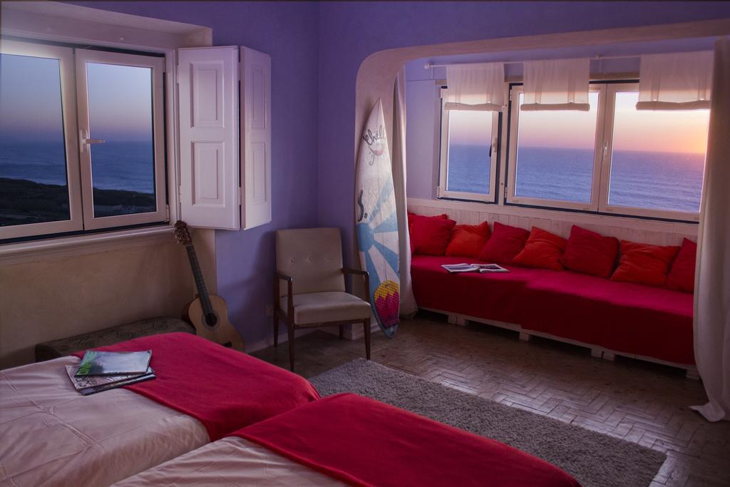 Chill In Ericeira Surf House Hostel Δωμάτιο φωτογραφία