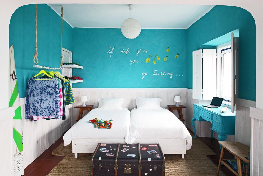 Chill In Ericeira Surf House Hostel Δωμάτιο φωτογραφία