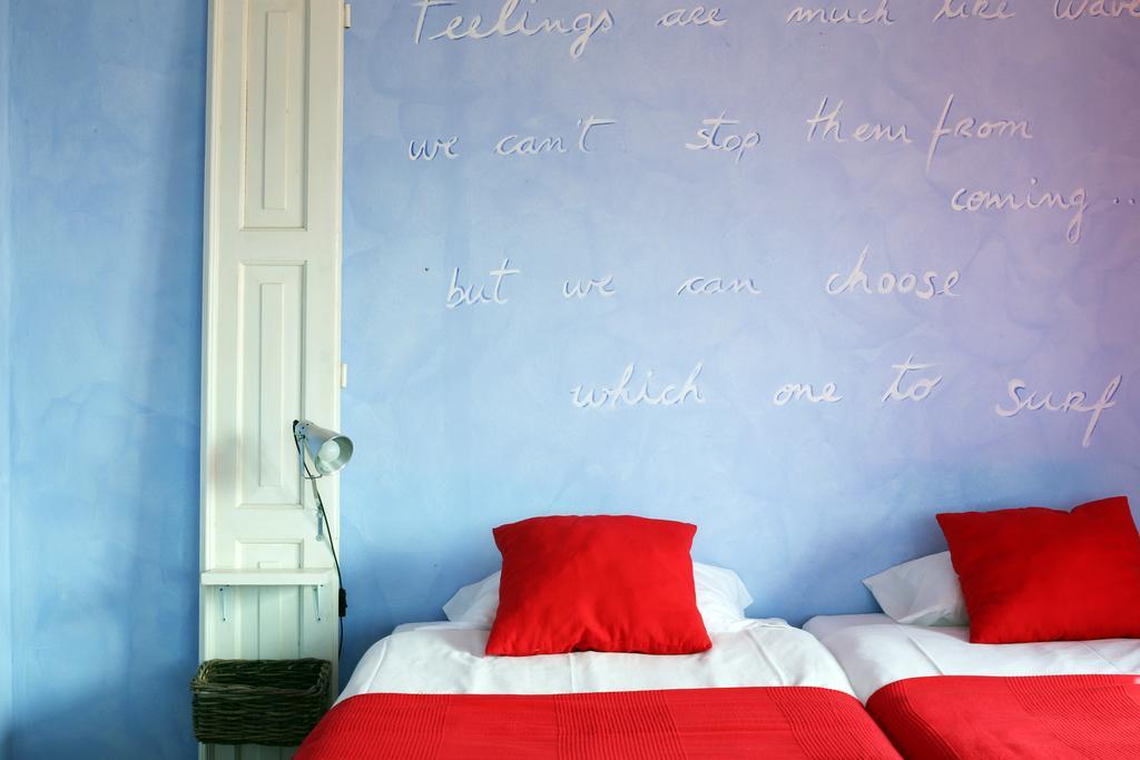 Chill In Ericeira Surf House Hostel Εξωτερικό φωτογραφία
